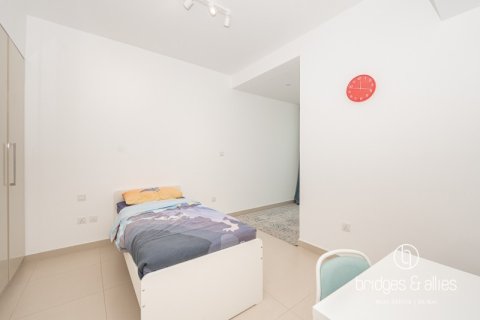 Villa en Dubai Hills Estate, Dubai, 3 dormitorios, 202.6 m², № 78008 - foto 16