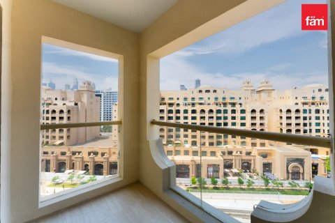 Apartment in Palm Jumeirah, Dubai 2 bedrooms, 185.2 sq.m. № 115391 - photo 2