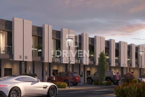 Villa in Dubai Land, Dubai 3 bedrooms, 186 sq.m. № 86825 - photo 6