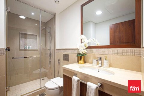 Apartamento en Downtown Dubai (Downtown Burj Dubai), Dubai, 3 dormitorios, 180.1 m², № 95777 - foto 14