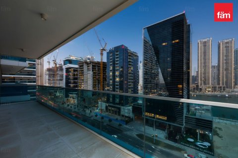 Apartment in Business Bay, Dubai 3 bedrooms, 151.9 sq.m. № 95772 - photo 19