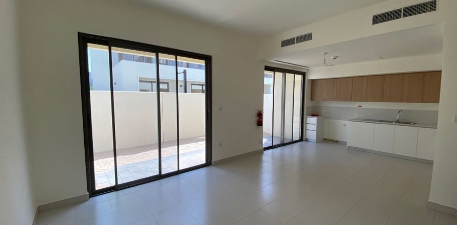 Villa in Dubai 4 bedrooms, 218.1 sq.m. № 40856