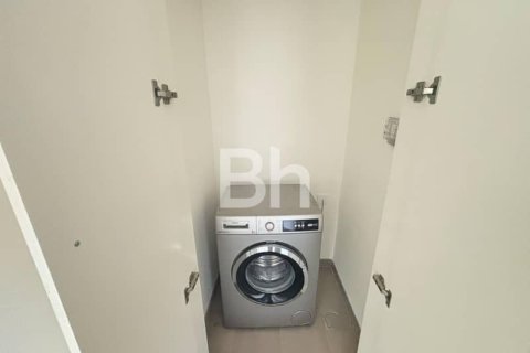 Снять в аренду квартиру в Дубай Хилс Эстейт, Дубай: 1 спальня, 60м², № 23461 - фото 3