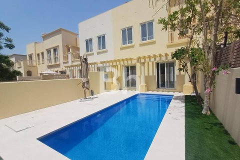 فيلا في The Springs, دبي 2 غرف نوم, 326 م² رقم 23458 - صورة 3