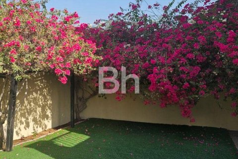 فيلا في The Springs, دبي 2 غرف نوم, 313 م² رقم 23459 - صورة 11