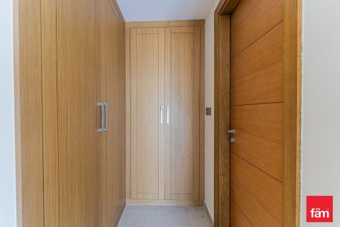 Снять в аренду виллу в Jumeirah Park, Дубай: 5 спален, 953.9м², № 100175 - фото 19