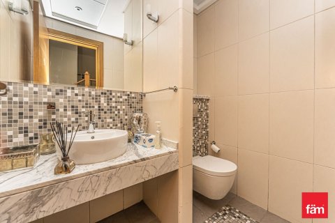 Снять в аренду виллу в Jumeirah Park, Дубай: 5 спален, 953.9м², № 100175 - фото 22