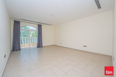 Снять в аренду виллу в Jumeirah Park, Дубай: 5 спален, 953.9м², № 100175 - фото 11