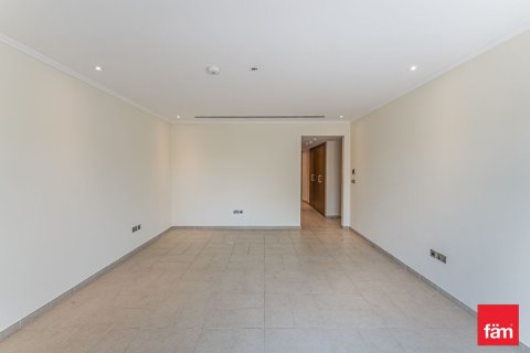 Снять в аренду виллу в Jumeirah Park, Дубай: 5 спален, 953.9м², № 100175 - фото 16