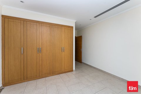 Снять в аренду виллу в Jumeirah Park, Дубай: 5 спален, 953.9м², № 100175 - фото 17