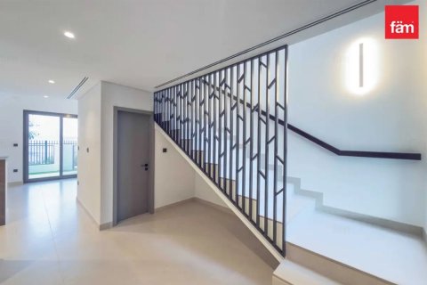 Villa in Tilal Al Ghaf, Dubai 3 bedrooms, 147 sq.m. № 100177 - photo 10