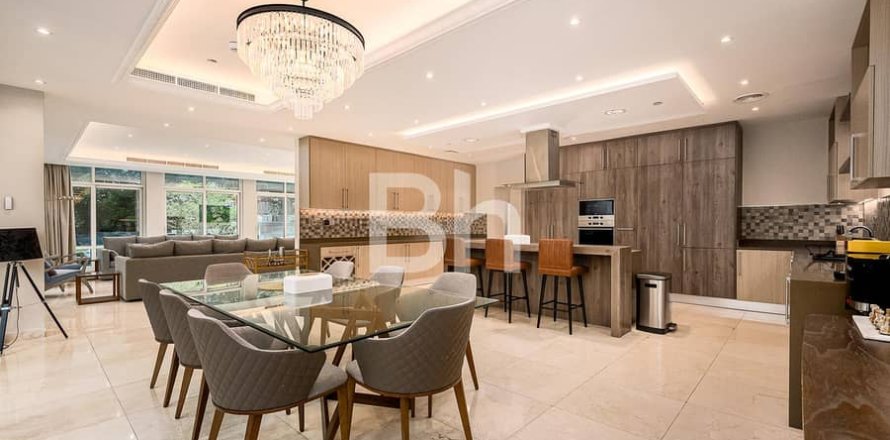 Квартира в Дубай Марине, Дубай, 6 спален, 891м², № 22889