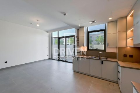 Adosado en Ruba, Arabian Ranches 3, Dubai, 3 dormitorios, 189 m², № 20697 - foto 2