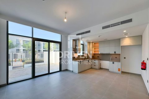 Adosado en Ruba, Arabian Ranches 3, Dubai, 3 dormitorios, 189 m², № 20697 - foto 1
