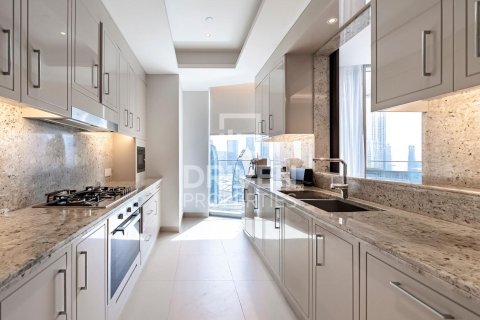 Apartment in The Address Sky View Towers, Downtown Dubai (Downtown Burj Dubai), Dubai 3 bedrooms, 188 sq.m. № 20696 - photo 12