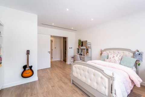 Villa à Dubai Sports City, Dubai, 5 chambres, 448 m², № 103235 - photo 20