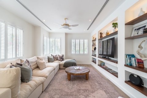 Villa à Dubai Sports City, Dubai, 5 chambres, 448 m², № 103235 - photo 7