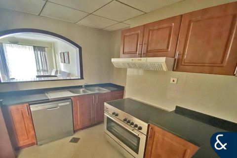 Appartement à Jumeirah Lake Towers, Dubai, 2 chambres, 90 m², № 74627 - photo 5