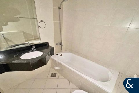 Appartement à Jumeirah Lake Towers, Dubai, 2 chambres, 90 m², № 74627 - photo 8