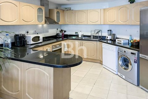 Снять в аренду квартиру в Дубай Марине, Дубай: 1 спальня, 112м², № 23387 - фото 22