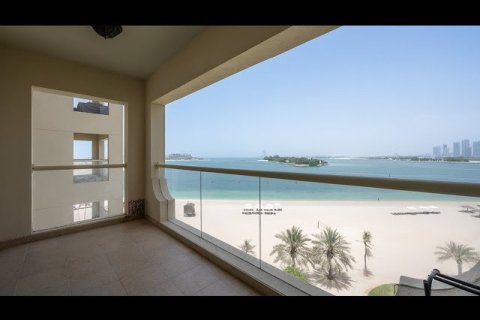Appartement à Palm Jumeirah, Dubai, 1 chambre, 106 m², № 23386 - photo 2