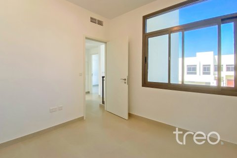 Maison de ville à Town Square, Dubai, 3 chambres, 203.27 m², № 134616 - photo 8