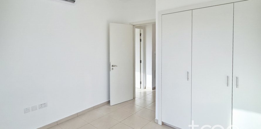 Villa in Hayat Townhouses, Town Square, Dubai 3 bedrooms, 205.41 sq.m. № 134614