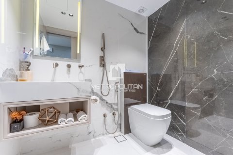 Apartment in The Lofts, Downtown Dubai (Downtown Burj Dubai), Dubai 2 bedrooms, 143 sq.m. № 73370 - photo 19