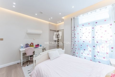 Apartment in The Lofts, Downtown Dubai (Downtown Burj Dubai), Dubai 2 bedrooms, 143 sq.m. № 73370 - photo 18