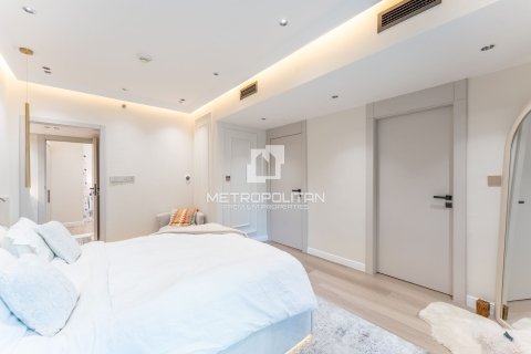 Apartment in The Lofts, Downtown Dubai (Downtown Burj Dubai), Dubai 2 bedrooms, 143 sq.m. № 73370 - photo 10