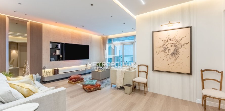 Apartment in The Lofts, Downtown Dubai (Downtown Burj Dubai), Dubai 2 bedrooms, 143 sq.m. № 73370