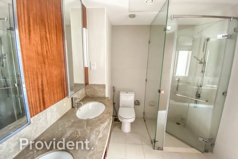 Apartment in Downtown Dubai (Downtown Burj Dubai), Dubai 2 bedrooms, 114.7 sq.m. № 30624 - photo 14