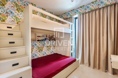 Townhouse in The Valley, Dubai 3 bedrooms, 195 sq.m. № 87020 - photo 5