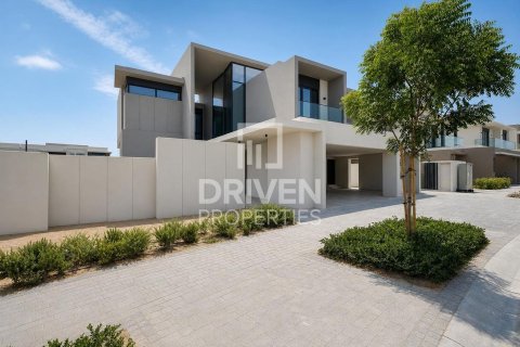 Villa in Jebel Ali, Dubai 4 bedrooms, 763.48 sq.m. № 127831 - photo 28