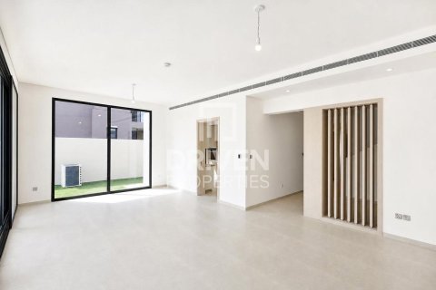 Villa in Jebel Ali, Dubai 4 bedrooms, 763.48 sq.m. № 127831 - photo 3