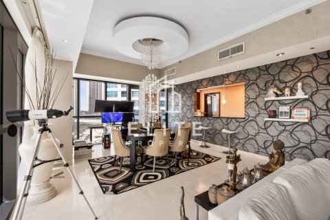 Apartment in The Jewels, Dubai Marina, Dubai 2 bedrooms, 209 sq.m. № 69872 - photo 5