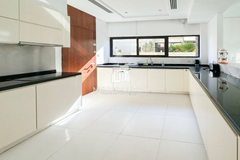 Villa à DAMAC Hills (Akoya by DAMAC), Dubai, 5 chambres, 390 m², № 15702 - photo 4
