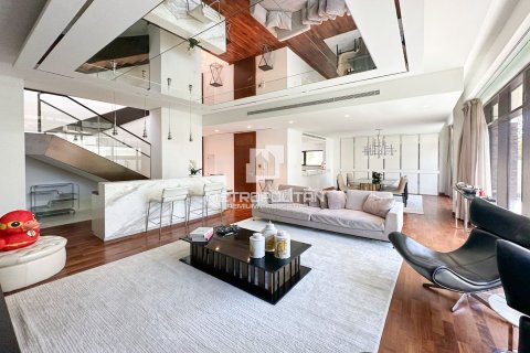 Villa à DAMAC Hills (Akoya by DAMAC), Dubai, 5 chambres, 390 m², № 15702 - photo 1