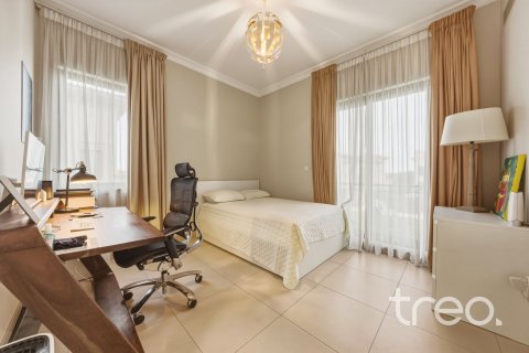 Villa in Palma, Arabian Ranches 2, Dubai 4 bedrooms, 338.07 sq.m. № 124685 - photo 22