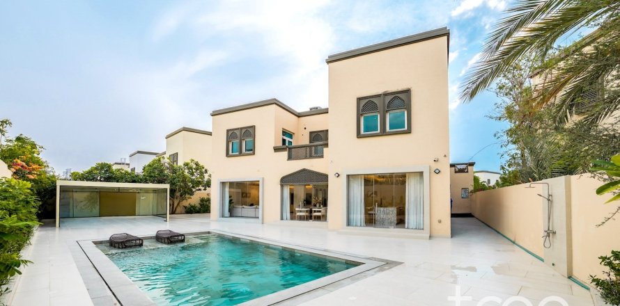 فيلا في Regional, Jumeirah Park, دبي 3 غرف نوم, 306.58 م² رقم 124679