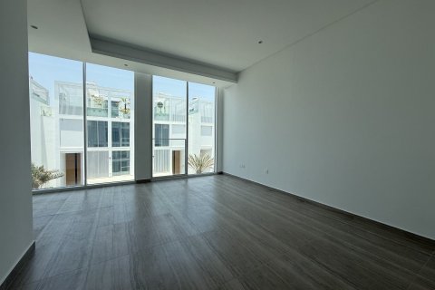 Maison de ville à Al Barari, Dubai, 4 chambres, 458.94 m², № 124683 - photo 3