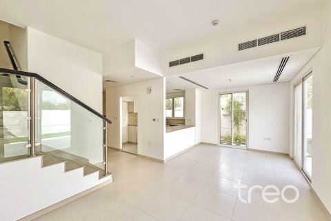 Снять в аренду таунхаус в Мудоне, Дубай: 4 спальни, 173.64м², № 119945 - фото 2