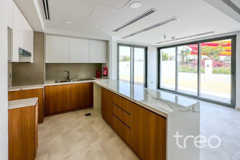 Maison de ville à Dubai, 4 chambres, 216.37 m², № 119942 - photo 18