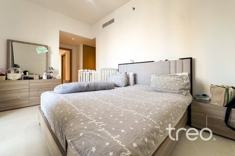 Снять в аренду квартиру в Creekside 18, Dubai Creek Harbour (The Lagoons), Дубай: 3 спальни, 150.22м², № 119948 - фото 4