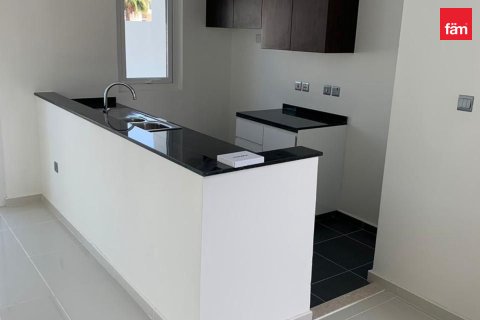 Villa à Dubai, 5 chambres, 174.7 m², № 133304 - photo 9