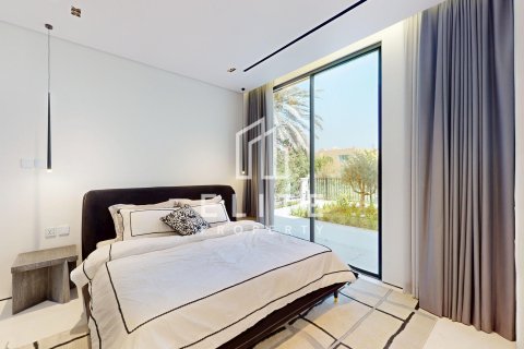 Villa in Dubai 4 bedrooms № 37186 - photo 6
