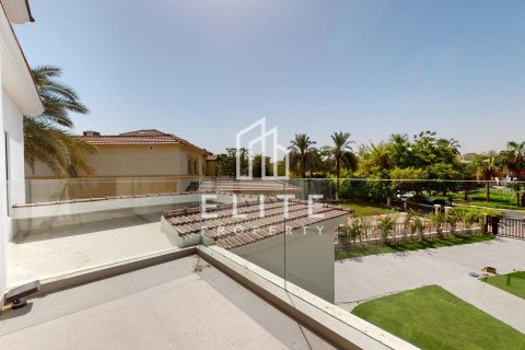 Villa in Dubai 4 bedrooms № 37186 - photo 24