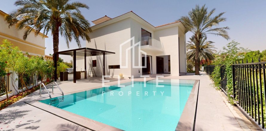 Villa in Dubai 4 bedrooms № 37186