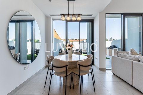 Adosado en Town Square, Dubai, 3 dormitorios, 189 m², № 45574 - foto 8