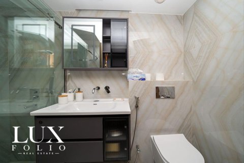 Купить квартиру в The Lofts, Даунтаун Дубай (Даунтаун Бурдж Дубай), Дубай: 2 спальни, 133м², № 45573 - фото 15